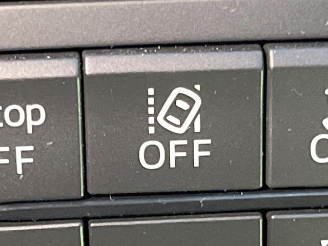 �y�A�h�o���X�g�X�}�[�g�V�e�B�u���[�L�T�|�[�g�z���s���ɑO���̎ԗ�����F�����A�Փ˂������Ȏ��͌x��ƃu���[�L�ŏՓˉ���Ɣ�Q�y�����A�V�X�g�B�����S�Ƀh���C�u�����y���݂��������܂��B