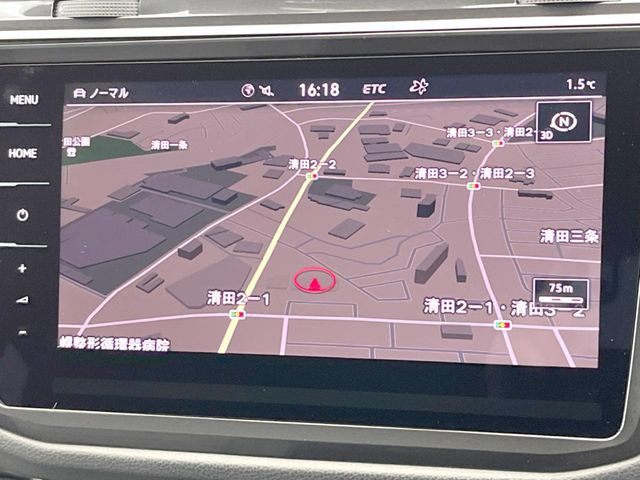 �������i�r:��̊��̂���i�r�́A����������ԓ������o���Ă���܂��BBluetooth�Đ��ȂǃI�[�f�B�I�@�\���[�����Ă���܂��̂ŁA�^�]�����y���߂܂���