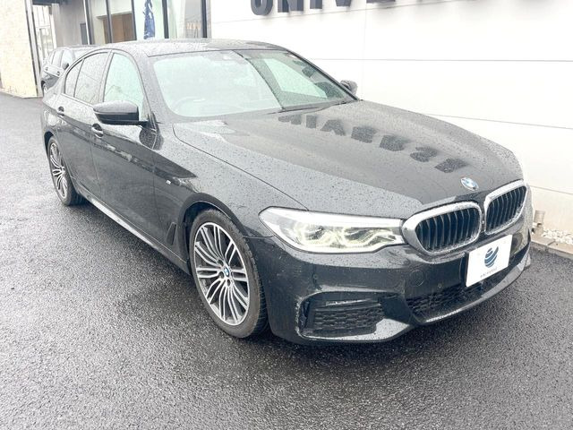 �������t�т̕ۏ؂̑��A���S�̍Œ�3�N�E���s�������ۏ�(�L��)�����p�ӁB�A���Ԃ����S���Ă��y���݂���������l�A�ۏؓ��e���[���͂������A�����_��&�I�C�������⃍�[�h�T�[�r�X���t�т��Ă���܂��B