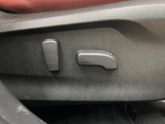 �y�p���[�V�[�g�z�X�C�b�`��ŊȒP�ɃV�[�g�̔��������\!�d��������͂�����܂���!���K�ȃV�[�g�|�W�V�����ɃZ�b�g���āA���K�ȃh���C�u�����y���݂��������B