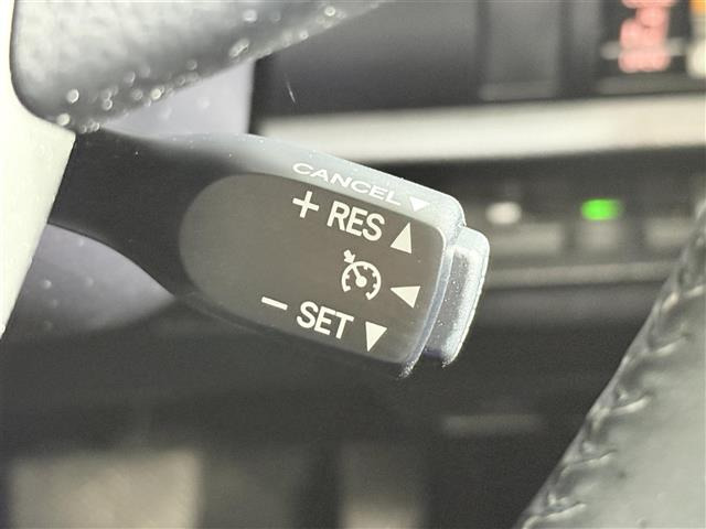 ヴォクシー2.0 ZS