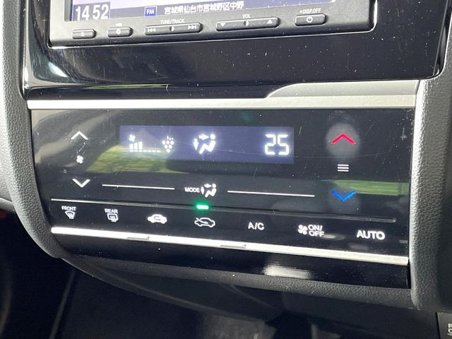 �y�I�[�g�G�A�R���z��x���D�݂̉��x�ɐݒ肷��΁A�ԓ��̉��x�����m�����ʂ≷�x�������Œ����B����&hellip;����&hellip;�Ɖ��x���X�C�b�`���������K�v�͂���܂���B���K�Ȏԓ���Ԃɂ͕K�{�̋@�\�ł��ˁ�