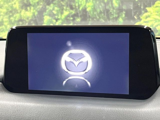 �y�}�c�_�R�l�N�g�i�r�z�ԓ��̕��͋C�Ƀ}�b�`������̌^�^�C�v�̃i�r�B�e����q�ݒ��Bluetooth�Đ����A�l�X�ȋ@�\���y���߂܂��B�����I�ȃ_�C�������삪�\�ŁA�g��������ǍD�ł��B