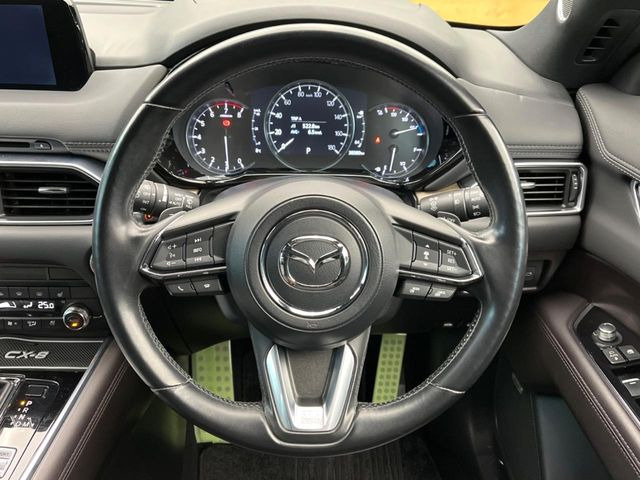 �y�����v�����X�e�A�����O�z�㎿�Ȋv���g�p���邱�ƂŁA��ɂ����������݂ƂĂ��^�]���₷���n���h���ł���