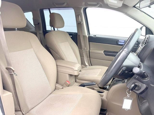 ���V�[�g�̎g�p��:�j��E�ւ�������Ȃ��A�����̒ʂ肫�ꂢ�ȏ�Ԃ��ێ����Ă���܂��B�܂��A�����N���[�j���O�E�R�[�e�B���O�����p�����������܂��B