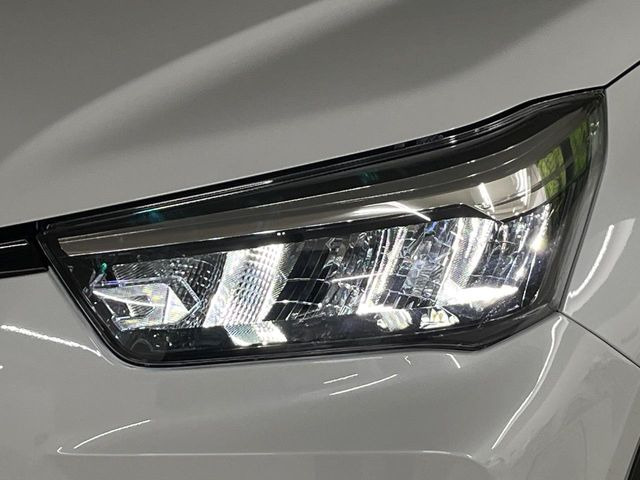 �yLED�w�b�h���C�g�z���V����ԑ��s�����ǍD�Ȏ��E���m�ۂ����S���ĉ^�]�ł��鍂�P�xLED�w�b�h���C�g�𑕔�!�_�����x�������A����d�͂��}�����Ă��܂��B