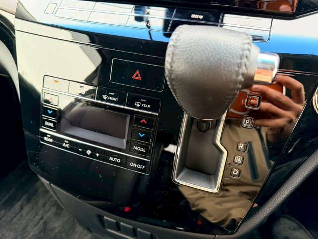 �C�ɂȂ邨�Ԃ�����܂�����E�̓d�b�ԍ����璼�ڂ��X�ɂ��₢���킹���������B�x�����@����ԗ����A��Ԃ܂łȂ�ł������������Ē����܂��B�X�^�b�t�ꓯ���A�����҂����Ă���܂��B