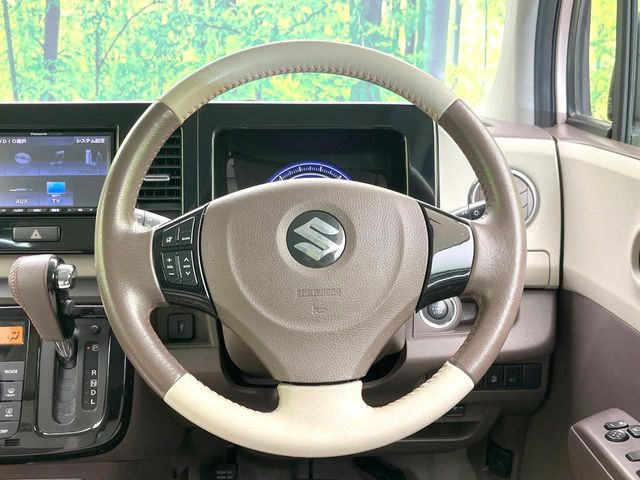 �y�����v�����X�e�A�����O�z�㎿�Ȋv���g�p���邱�ƂŁA��ɂ����������݂ƂĂ��^�]���₷���n���h���ł���