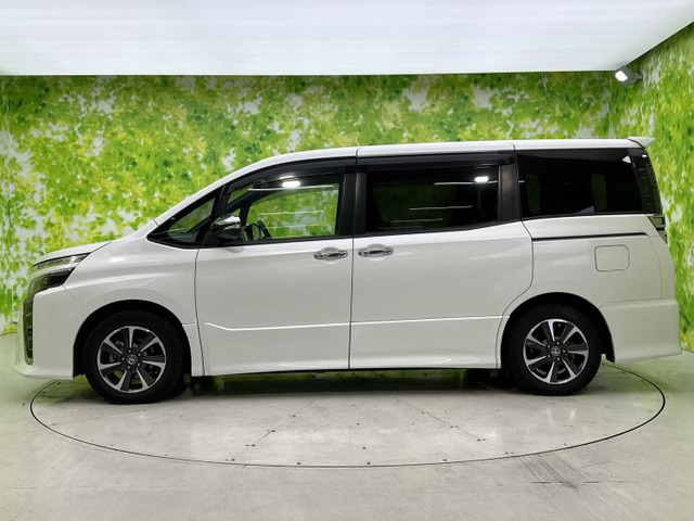 ヴォクシー2.0 ZS 煌III