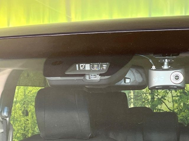 �y�O�He-Assist�z���s���ɑO���̎ԗ�����F�����A�Փ˂������Ȏ��͌x��ƃu���[�L�ŏՓˉ���Ɣ�Q�y�����A�V�X�g�B�����S�Ƀh���C�u�����y���݂��������܂��B