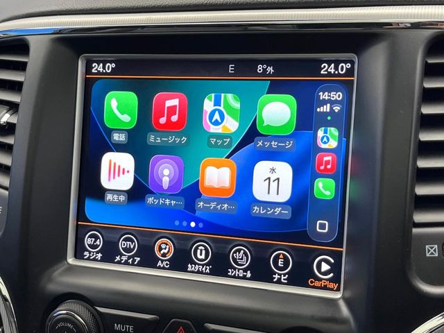 ��Apple Car Play:�X�}�z�Ƃ̗L���ڑ��ŁA�i�r�E�I�[�f�B�I�Đ��ȂǃX�}�z�̃A�v���@�\����ʂł��g����֗��@�\�ł�!