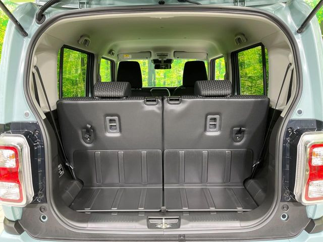 ���i�̂���������ʋ΁A���}���ɏ\���ȉ׎��X�y�[�X���m�ۂ��Ă���܂��B�Z�J���h�V�[�g��|���ƁA�傫�ȉו��̐ύڂ��\�ł���