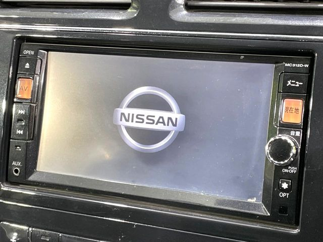 �y�����i�r�z�l�C�̏����i�r�𑕔����Ă���܂��B�i�r�̎g���₷���͂������A�I�[�f�B�I�@�\���[��!�L�����v�◷�s�͂������A�ʋ΂┃�����ȂǕ��i�̃h���C�u���y�����Ȃ�͂���