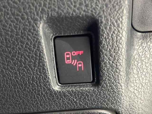 �y�����r�[�N���f�B�e�B�N�V�����z���s���A�h�A�~���[�̎��p�ɂȂ�₷���ӏ��Ɍ㑱�Ԃ��ڋ߂���ƃT�C�h�~���[�t�߂Ɍx����\���A�h���C�o�[�ɒ��ӊ��N�ƁA����̍ۂ̓n���h��������A�V�X�g�����܂��B