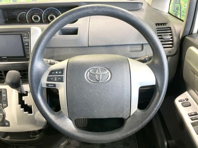 �y�����v�����X�e�A�����O�z�㎿�Ȋv���g�p���邱�ƂŁA��ɂ����������݂ƂĂ��^�]���₷���n���h���ł���