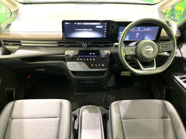 セレナ1.4 e-POWER ハイウェイスターV