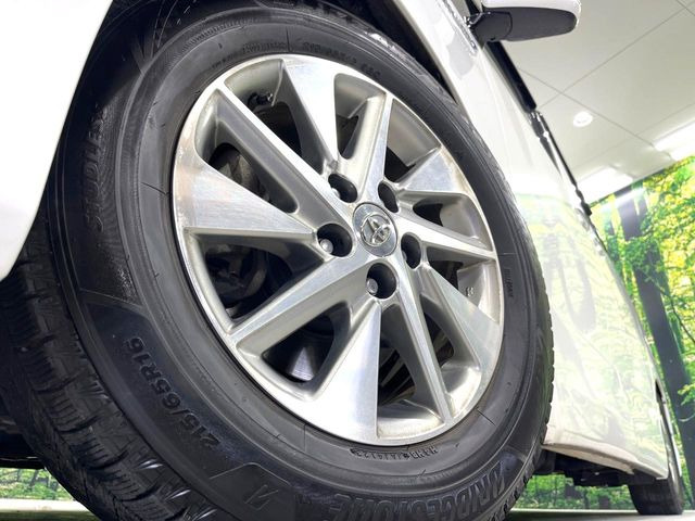 �y�����I�v�V����16�C���`�A���~�z�C�[���z�����I�v�V�����z�C�[���𑕒��B���s���\�̌���ɉ����A�O�ς����X�^�C���b�V���ɂȂ��Ă��܂��B