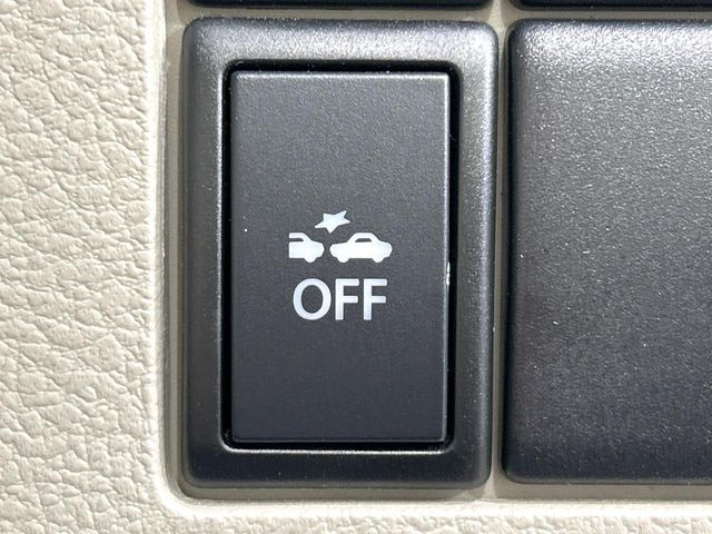 �y���[�_�[�u���[�L�T�|�[�g�z�ᑬ���s���ɑO���̎ԗ�����F�����A�Փ˂������Ȏ��͌x��ƃu���[�L�ŏՓˉ���Ɣ�Q�y�����A�V�X�g�B�����S�Ƀh���C�u�����y���݂��������܂��B