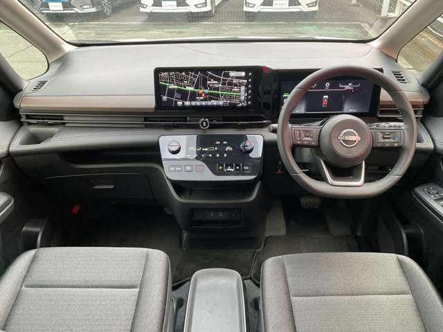 セレナ1.4 e-POWER ハイウェイスターV