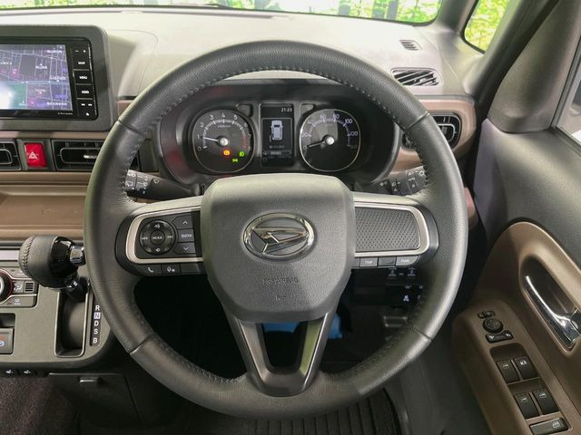 �y�����v�����X�e�A�����O�z�㎿�Ȋv���g�p���邱�ƂŁA��ɂ����������݂ƂĂ��^�]���₷���n���h���ł���