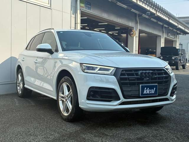 Q545 TFSI クワトロ スポーツ Sラインパッケージ 4WD