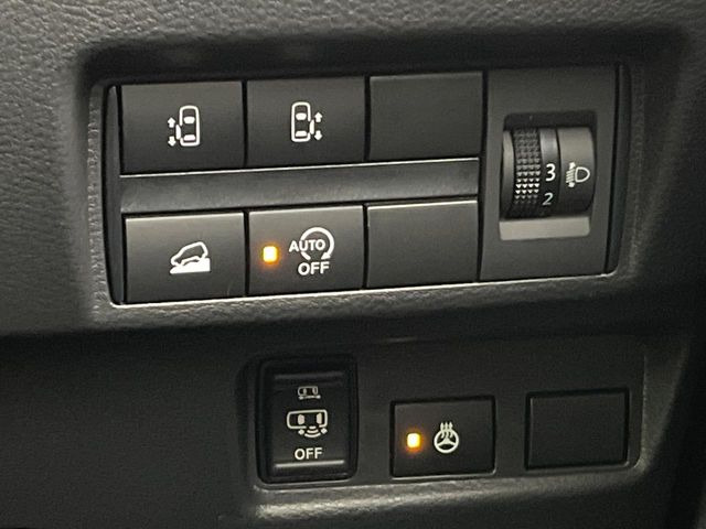 �y�����X���C�h�h�A�z���ԏ�ŗׂ̎ԂƂ̊Ԋu���������ɂ������A�X���C�h�h�A�Ȃ���S!�h�A�I�[�v������������炸�A�J�������L���̂ŏ��~�肪�Ƃ��Ă��ȒP�ł��B�傫�ȉו��̏o���������Ȃ���\��