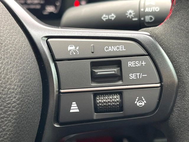 �y�A�_�v�e�B�u�N���[�Y�R���g���[���z�������H�ł̒��������s���y��!!�����ő��x��ۂN���[�Y�R���g���[�����A�Փˌy���V�X�e���ƘA�g���A�O���̎ԗ������m���ĎԊԂ�ۂ悤�ɑ��x���߂��Ă���܂�!!