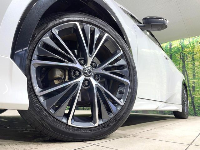 �y����19�C���`�A���~�z�C�[���z�O�ςɃ}�b�`���������A���~�z�C�[���𑕒����Ă���܂��B�e��ЊO�A���~�z�C�[����A�X�^�b�h���X�^�C�����戵�����Ă���܂��B���񂲑��k����������