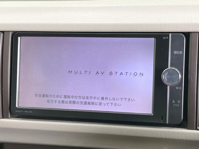 �y�����i�r�z�l�C�̏����i�r�𑕔����Ă���܂��B�i�r�̎g���₷���͂������A�I�[�f�B�I�@�\���[��!�L�����v�◷�s�͂������A�ʋ΂┃�����ȂǕ��i�̃h���C�u���y�����Ȃ�͂���