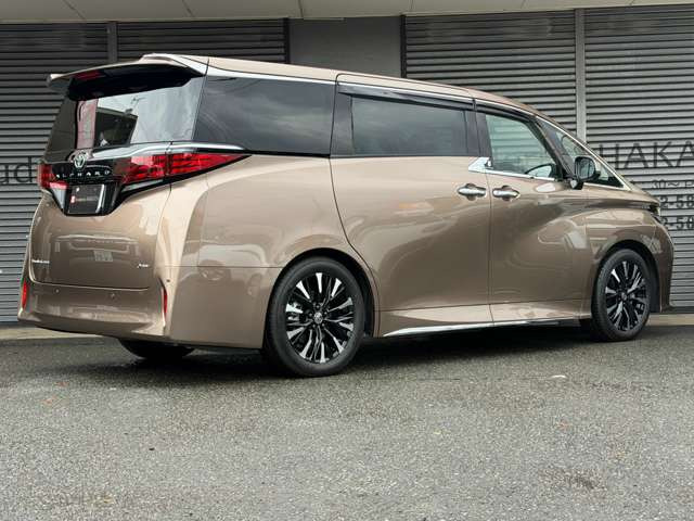 �S���[�Ԓv���܂��B�����̂����������A�c���ݒ�^���[�������p�\�ł��̂ŁA���C�y�ɂ��₢���킹���������B