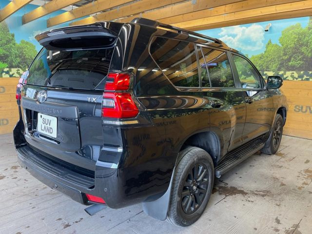 ☆全国のネクステージからお取り寄せが可能※!遠方の店舗に展示してあるクルマが気になる場合も、最寄りの店舗でご覧いただくことが可能です!是非私たちに要望をお聞かせください!※別途費用