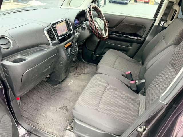 �C�ɂȂ邨�Ԃ�����܂�����E�̓d�b�ԍ����璼�ڂ��X�ɂ��₢���킹���������B�x�����@����ԗ����A��Ԃ܂łȂ�ł������������Ē����܂��B�X�^�b�t�ꓯ���A�����҂����Ă���܂��B