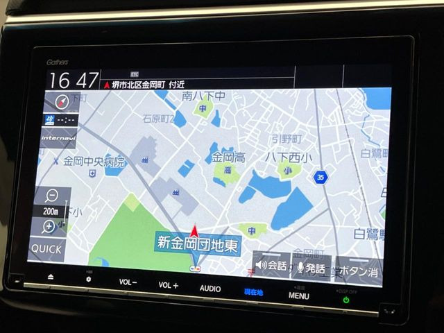 �y�����i�r�z�l�C�̏����i�r�𑕔����Ă���܂��B�i�r�̎g���₷���͂������A�I�[�f�B�I�@�\���[��!�L�����v�◷�s�͂������A�ʋ΂┃�����ȂǕ��i�̃h���C�u���y�����Ȃ�͂���