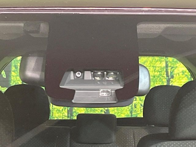 �y�v���N���b�V���Z�[�t�e�B�z�O���̎ԗ��������m���A�Փ˂������Ȏ��͌x��Œ��ӂ𑣂��A�u���[�L�𓥂ޗ͂��T�|�[�g�B�u���[�L�𓥂߂Ȃ������ꍇ�͏Փ˔�Q�y���u���[�L���쓮�A�Փˉ�����T�|�[�g���܂��B