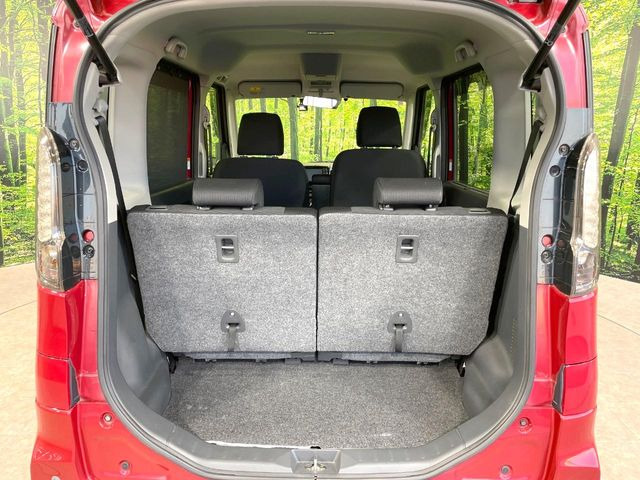 ���i�̂���������ʋ΁A���}���ɏ\���ȉ׎��X�y�[�X���m�ۂ��Ă���܂��B�Z�J���h�V�[�g��|���ƁA�傫�ȉו��̐ύڂ��\�ł���