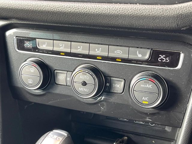 ���S�ȃV�[�g�q�[�^�[:���������ӂ�郌�U�[�V�[�g�ɁA�O�ȁE��ȂɃV�[�g�q�[�^�[�𓋍ڂ��Ă���܂��B