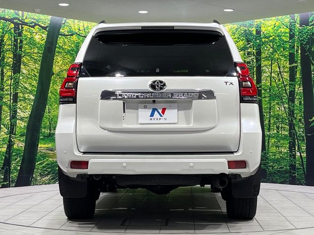 安心の最長10年・走行無制限保証(有償)をご用意。保証内容も充実はもちろん、無料点検&オイル交換や、年中無休の全国・24時間ロードサービスも付帯されておりますのでご安心下さい。