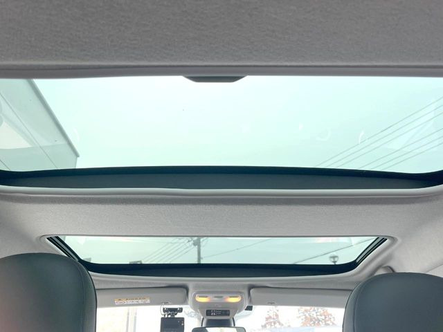 ���K���X���[�t:�唗�͂̃K���X���[�t�́A�㕔���Ȃɂ܂ő����Ă���A�J���I�ȋ�Ԃ����y���݂��������܂��B