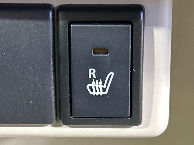 �y�V�[�g�q�[�^�[�z�������ɏd�󂷂�V�[�g�q�[�^�[!�G�A�R����葁�����܂��Ă����̂Ŋ�����̐l�����S�ł��ˁ�G�A�R���̉����͊������邩����A�Ƃ������ɂ����������߂ł��B