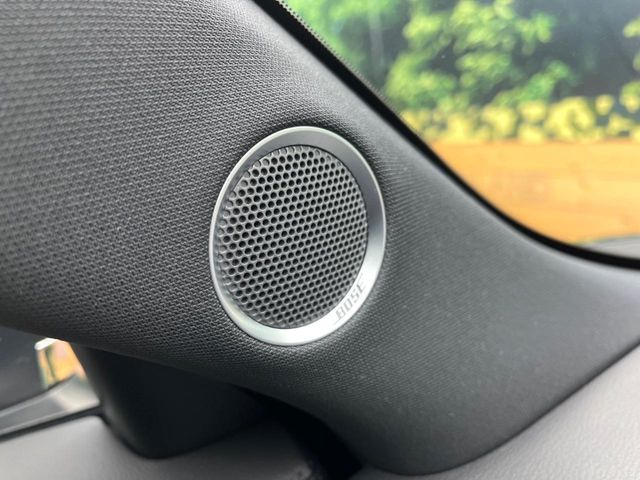 �yBOSE�T�E���h�V�X�e���t�������i�r�z�[���̃i�r�@�\�͂������A���x�ȃ`���[�j���O�\�͂����ڂ���Ă���A�������ȉ��y�����y���݂��������܂���