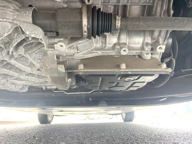 �����X�ł́A�e���[�J�[�̐�p�f�f�e�X�^�[�𓱓��B���Ǝ��i�����e�N�j�J���X�^�b�t���풓���Ă���܂��̂ŁA������̍ۂɂ����S���Ă����p���������܂��B