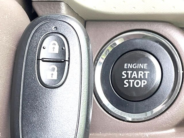 �y�L�[���X�X�^�[�g�V�X�e���z�J�o����|�P�b�g�ɓ��ꂽ�܂܂ł��h�A�̎{���E�������\�ȃX�}�[�g�L�[�𑕔��B�G���W���̃I���E�I�t�����J�M�����o���K�v����������Ƃ��Ă��֗��ł���