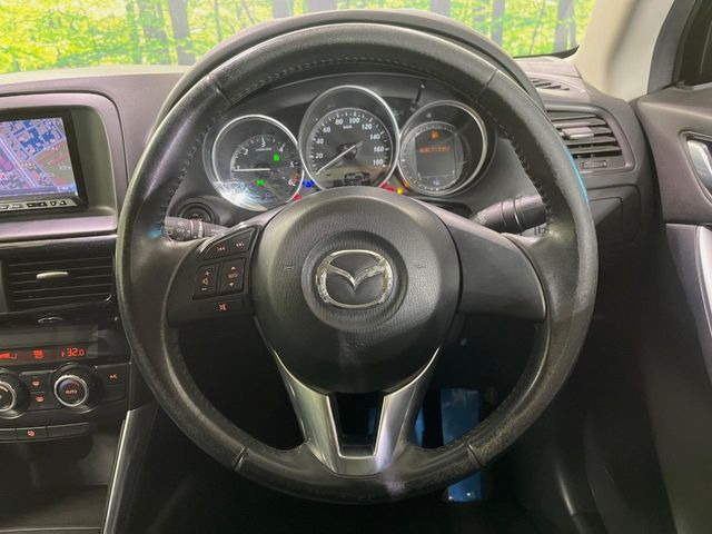 �y�����v�����X�e�A�����O�z�㎿�Ȋv���g�p���邱�ƂŁA��ɂ����������݂ƂĂ��^�]���₷���n���h���ł���