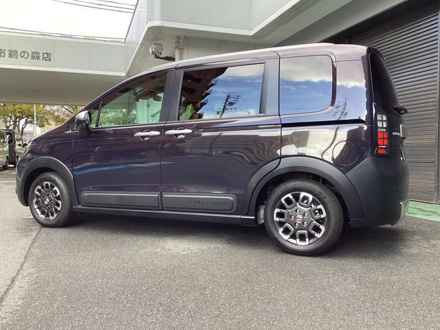 フリード1.5 クロスター