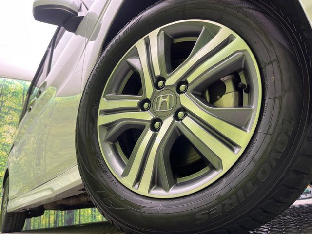 �y����16�C���`�A���~�z�C�[���z�O�ςɃ}�b�`���������A���~�z�C�[���𑕒����Ă���܂��B�e��ЊO�A���~�z�C�[����A�X�^�b�h���X�^�C�����戵�����Ă���܂��B���񂲑��k����������