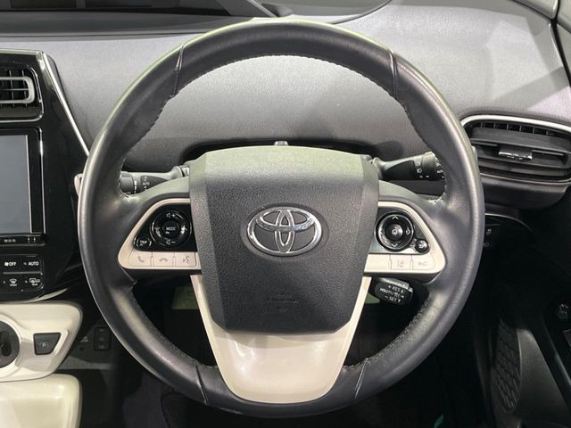 �y�����v�����X�e�A�����O�z�㎿�Ȋv���g�p���邱�ƂŁA��ɂ����������݂ƂĂ��^�]���₷���n���h���ł���