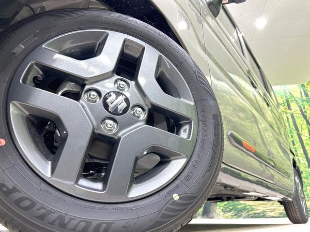 �y����14�C���`�A���~�z�C�[���z�O�ςɃ}�b�`���������A���~�z�C�[���𑕒����Ă���܂��B�e��ЊO�A���~�z�C�[����A�X�^�b�h���X�^�C�����戵�����Ă���܂��B���񂲑��k����������