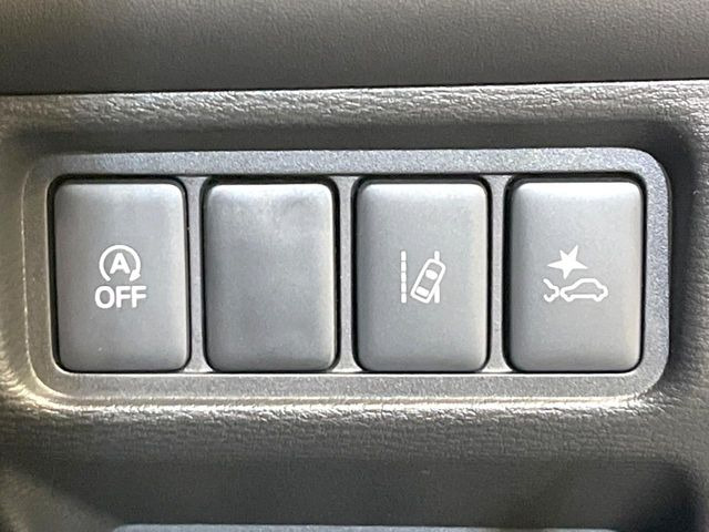 �y�O�He-Assist�z���s���ɑO���̎ԗ�����F�����A�Փ˂������Ȏ��͌x��ƃu���[�L�ŏՓˉ���Ɣ�Q�y�����A�V�X�g�B�����S�Ƀh���C�u�����y���݂��������܂��B