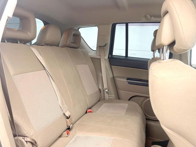 ���㕔���Ȃ��C�ɂȂ�悤�ȃL�Y�E�����ւ��蓙�A�傫�ȃ_���[�W�͂Ȃ��A�ǍD�ȏ�Ԃł��B