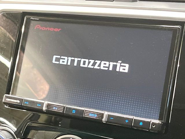 �y�i�r�Q�[�V�����z�g���₷���i�r�ŖړI�n�܂ł�������ē����Ă���܂��B�e��I�[�f�B�I�Đ��@�\���[�����Ă���A���Ԃ̉^�]������Ɋy�����Ȃ�܂�!!